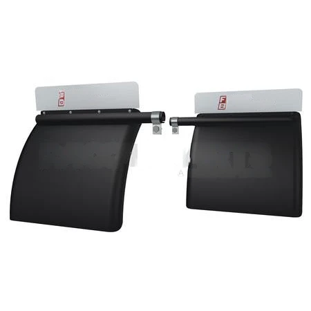 031-01637 FenderQuarterLow MtSetBlack Plastic