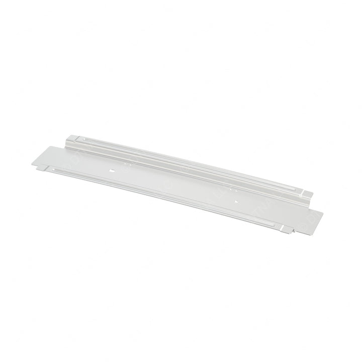 18-44736-001 BOW-ROOF,CENTER,TRIMMED