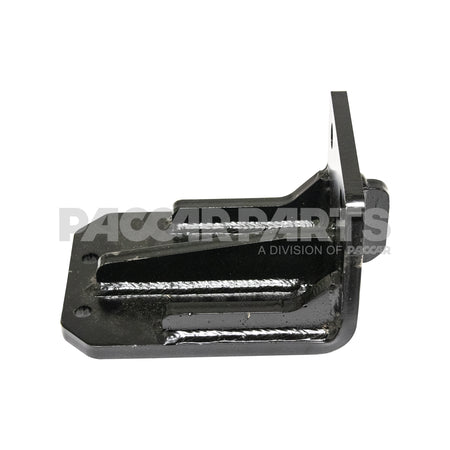 D85-6075 SUPPORT-REAR ENGINE