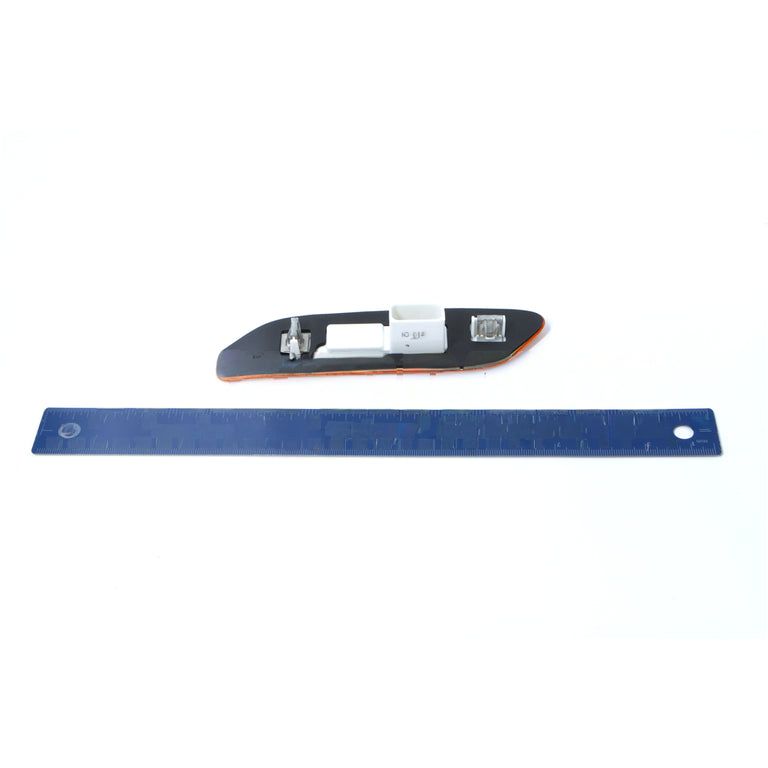 P54-1204-100R Lamp Door StiMarker