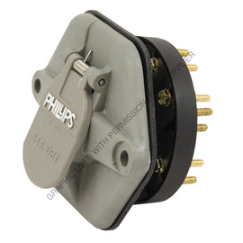 PHM 16 7632 28 SCKTBRKR N-MTLLC-PINS W/30 AMP BRKR