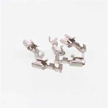 CN28100 TerminalF Spade 1416Ga Pack 630Ser