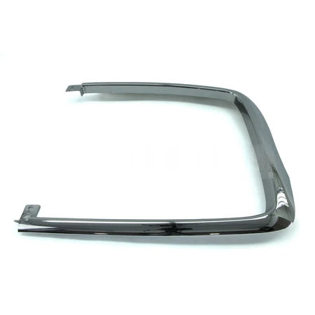 L29-1000-100 Shell-Grille Surround Chrome